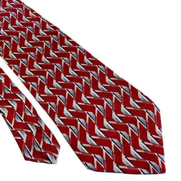 Stafford Red Print Abstract Geometric Short Wide Silk Tie - Picture 1 of 6